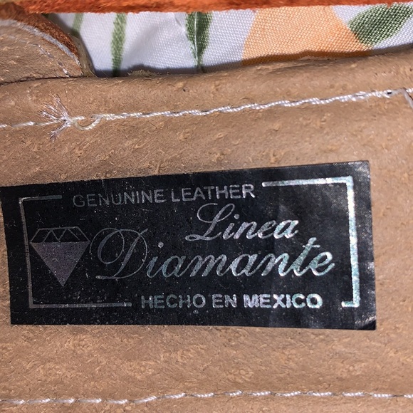 Huarachitos - Picture 3 of 6